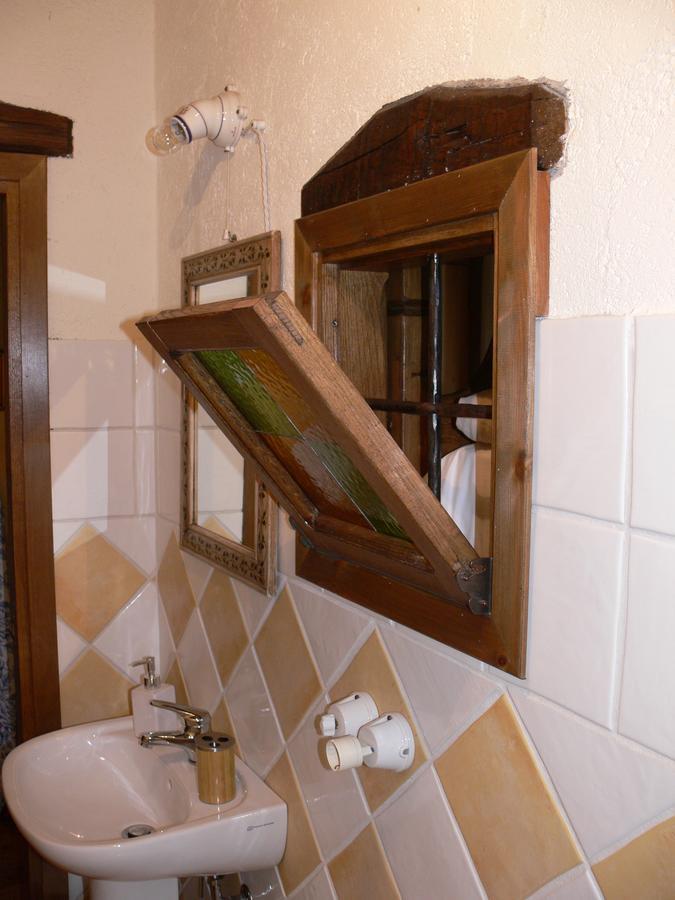 Il Cappellaio Matto * Montalto Ligure