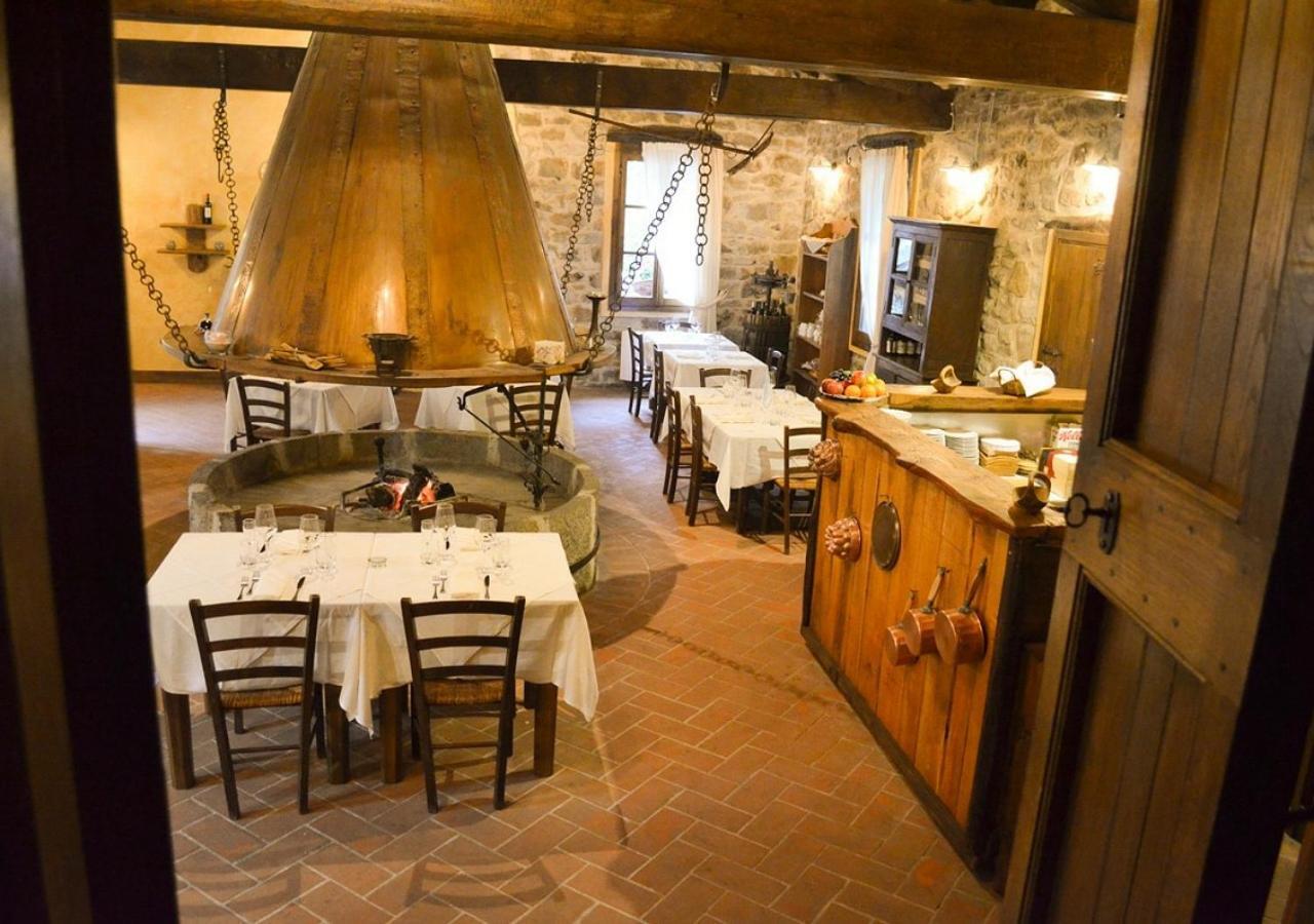 Il Cappellaio Matto * Montalto Ligure